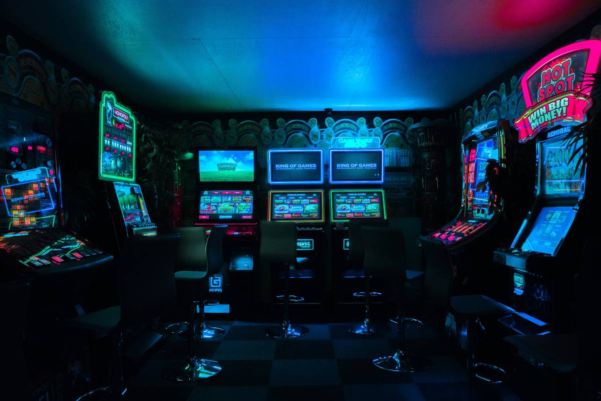 Loft Bed with Gaming Area: Reclaim Your Space Without Sacrificing Play