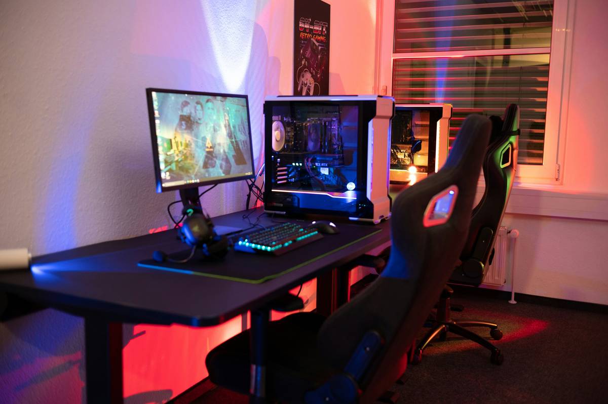 Why pc gaming in bed is killing your wins—and how to fix it